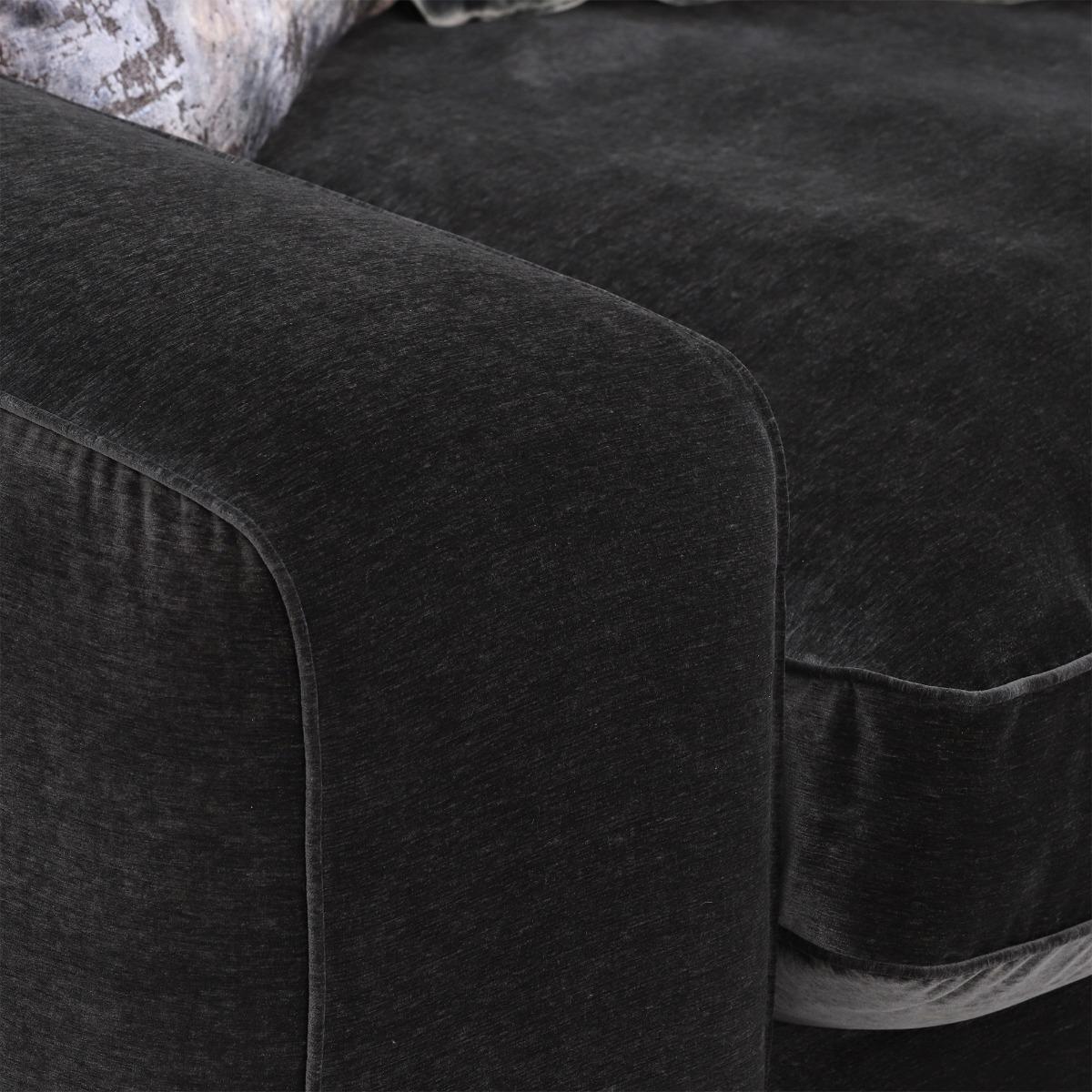 Sasha Snuggle Chair – image 3