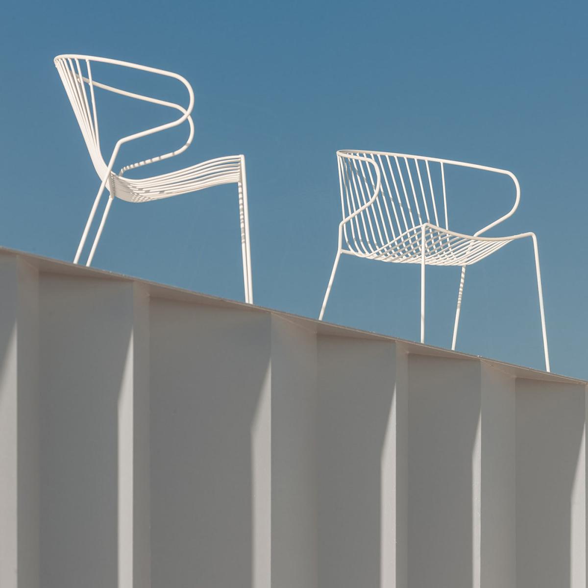 White Bolonia Armchair – image 4