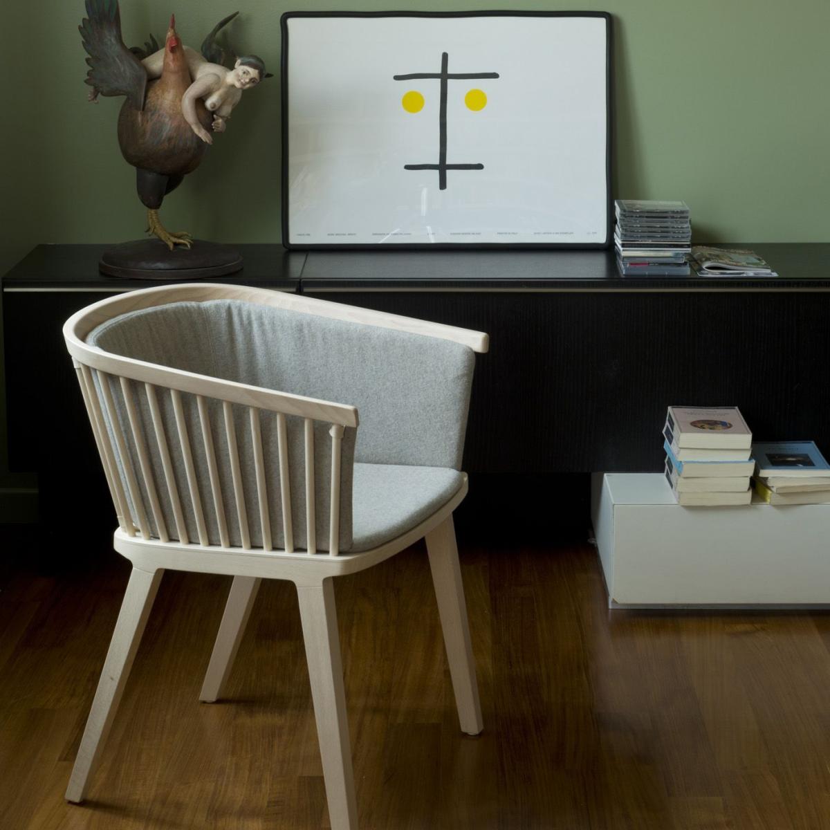 Velvet Pearl Secreto Upholstered Armchair – image 2
