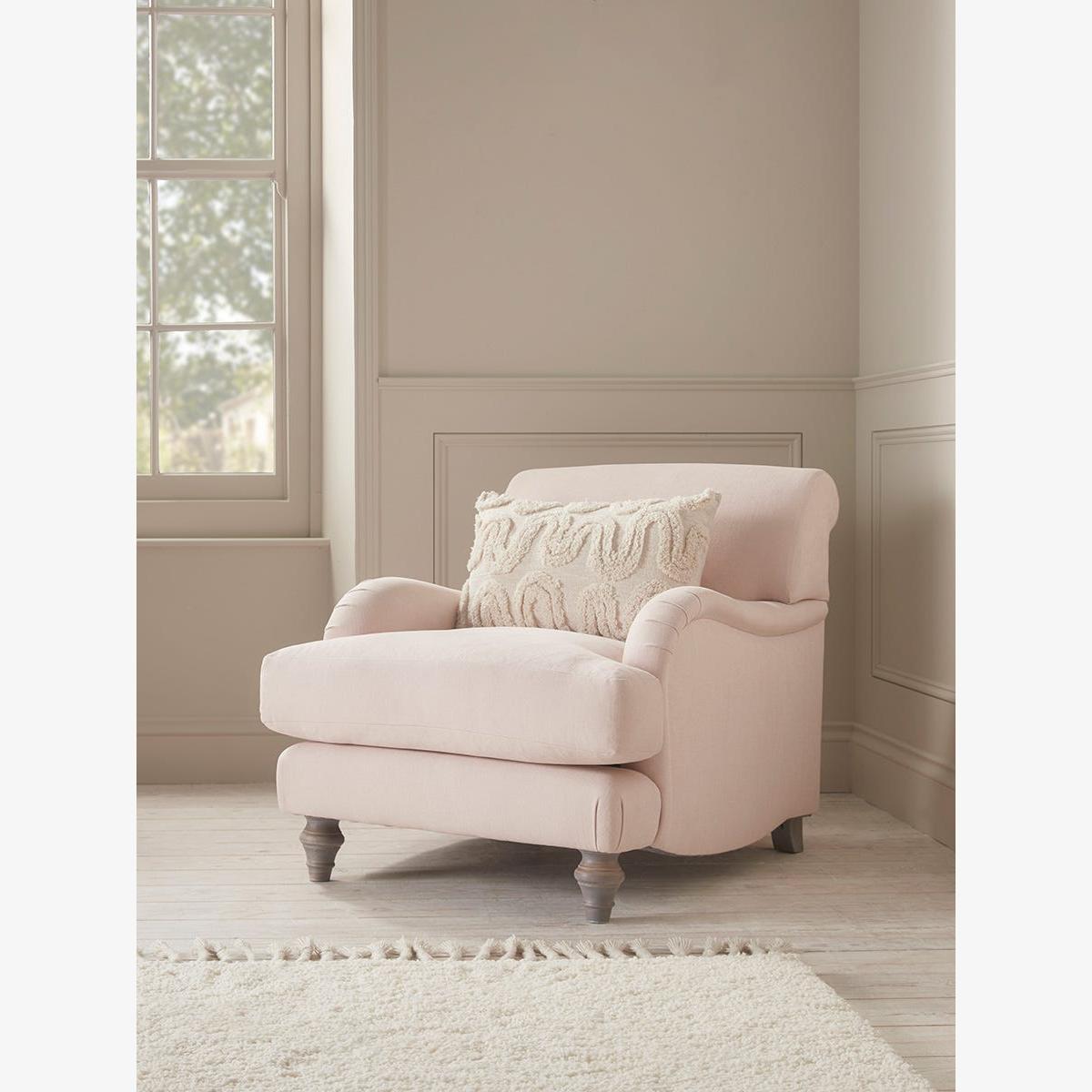 Reine Armchair – Soft Rose Cotton Linen