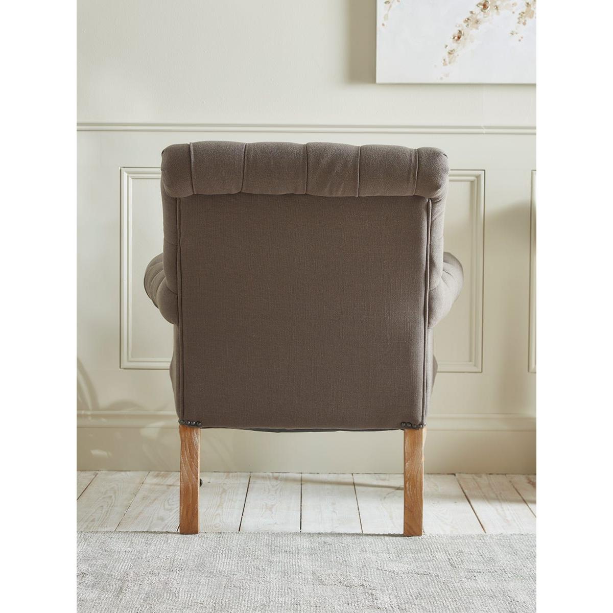 Camo Buttoned Armchair – image 7