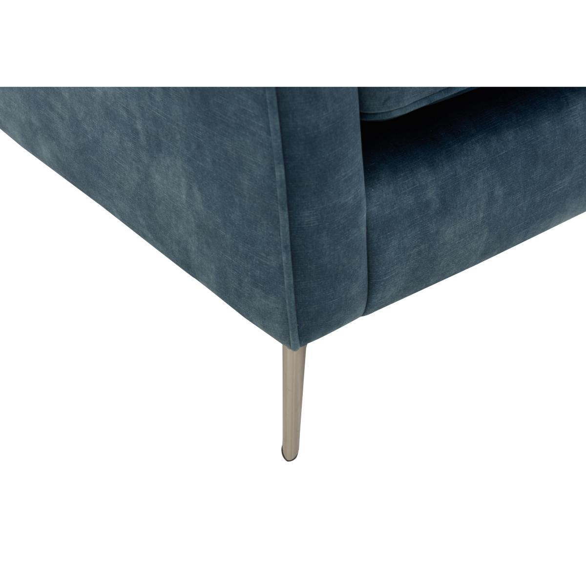 Uniqa Fabric Accent Chair – image 5