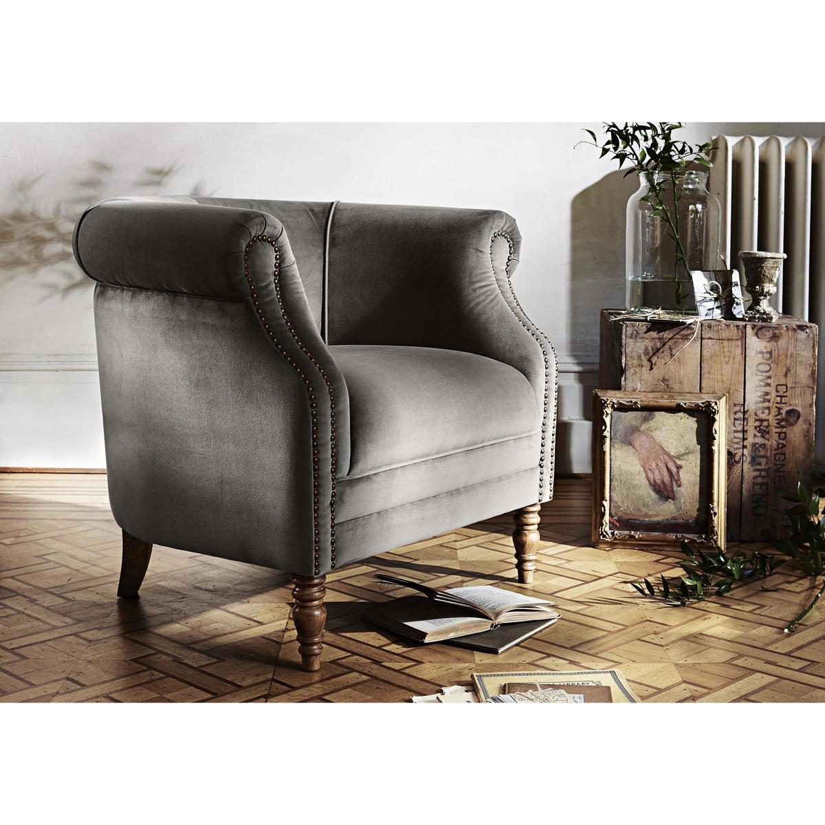Alexander and James - New England Dukes Fabric Armchair - Grey – image 2