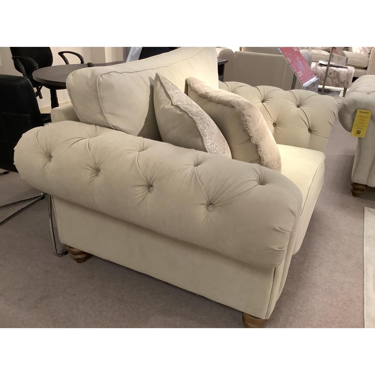 Blenheim Snuggler Chair – image 2
