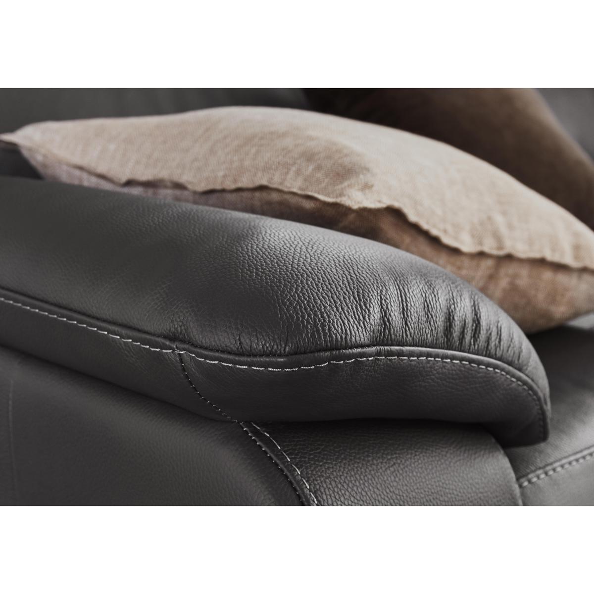Nicoletti - Pepino Leather Armchair – image 4