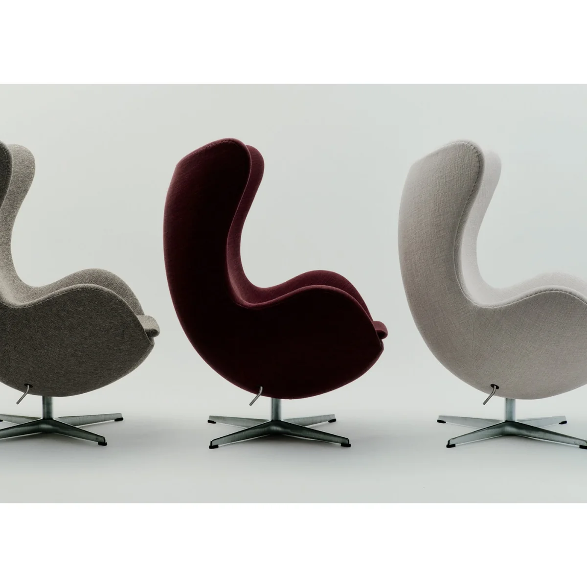 Fritz Hansen Egg Chair Clay 009 Brushed Alu Base – image 5