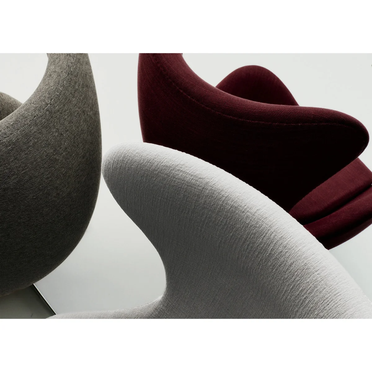 Fritz Hansen Egg Chair Clay 009 Brushed Alu Base – image 6