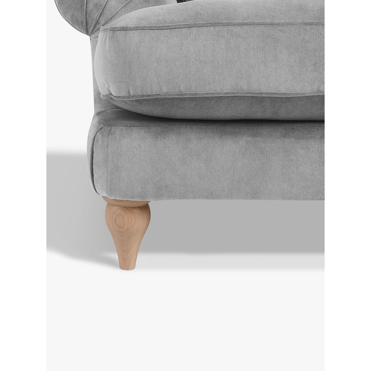 Croft Collection Findon Armchair – image 6
