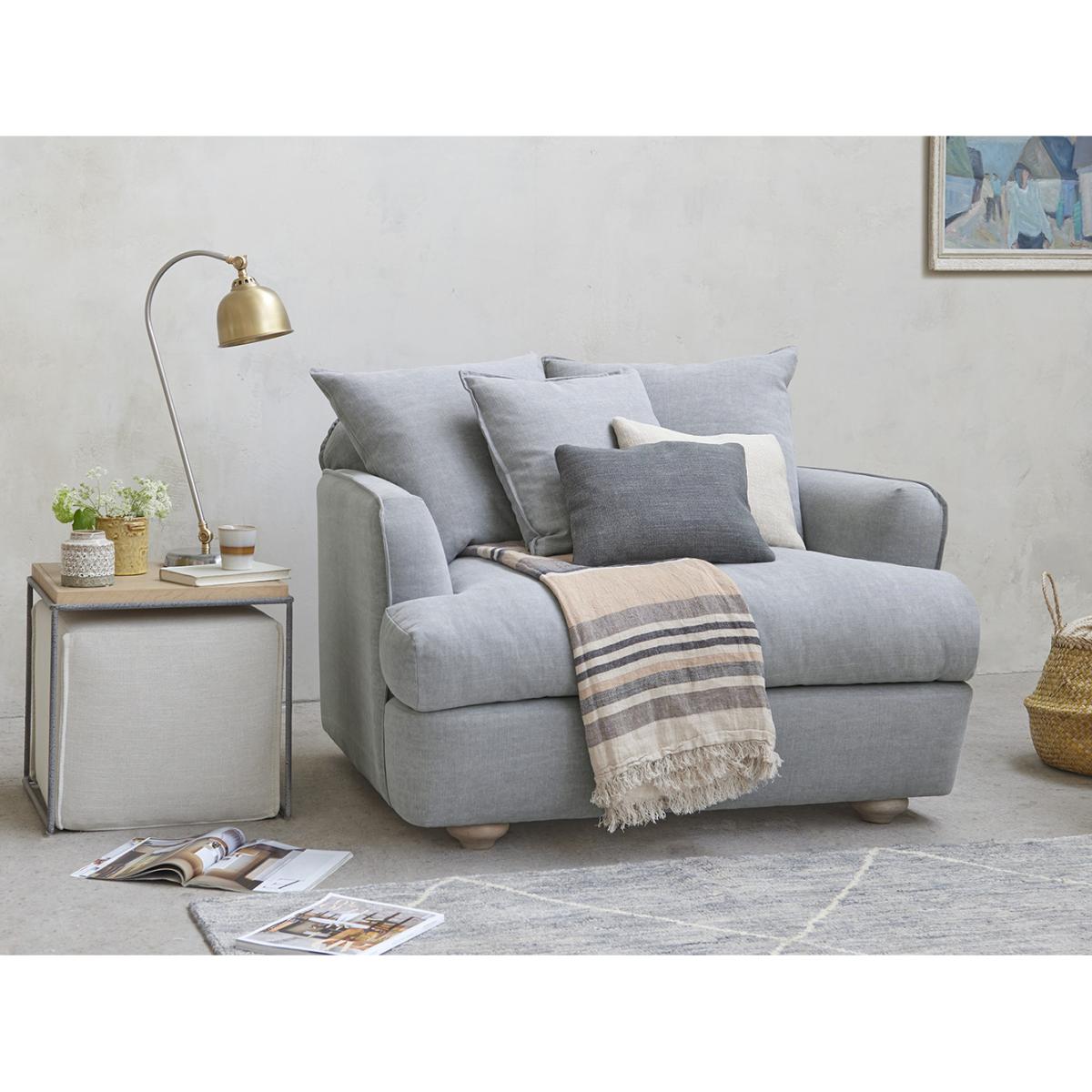Smooch Armchair – image 6