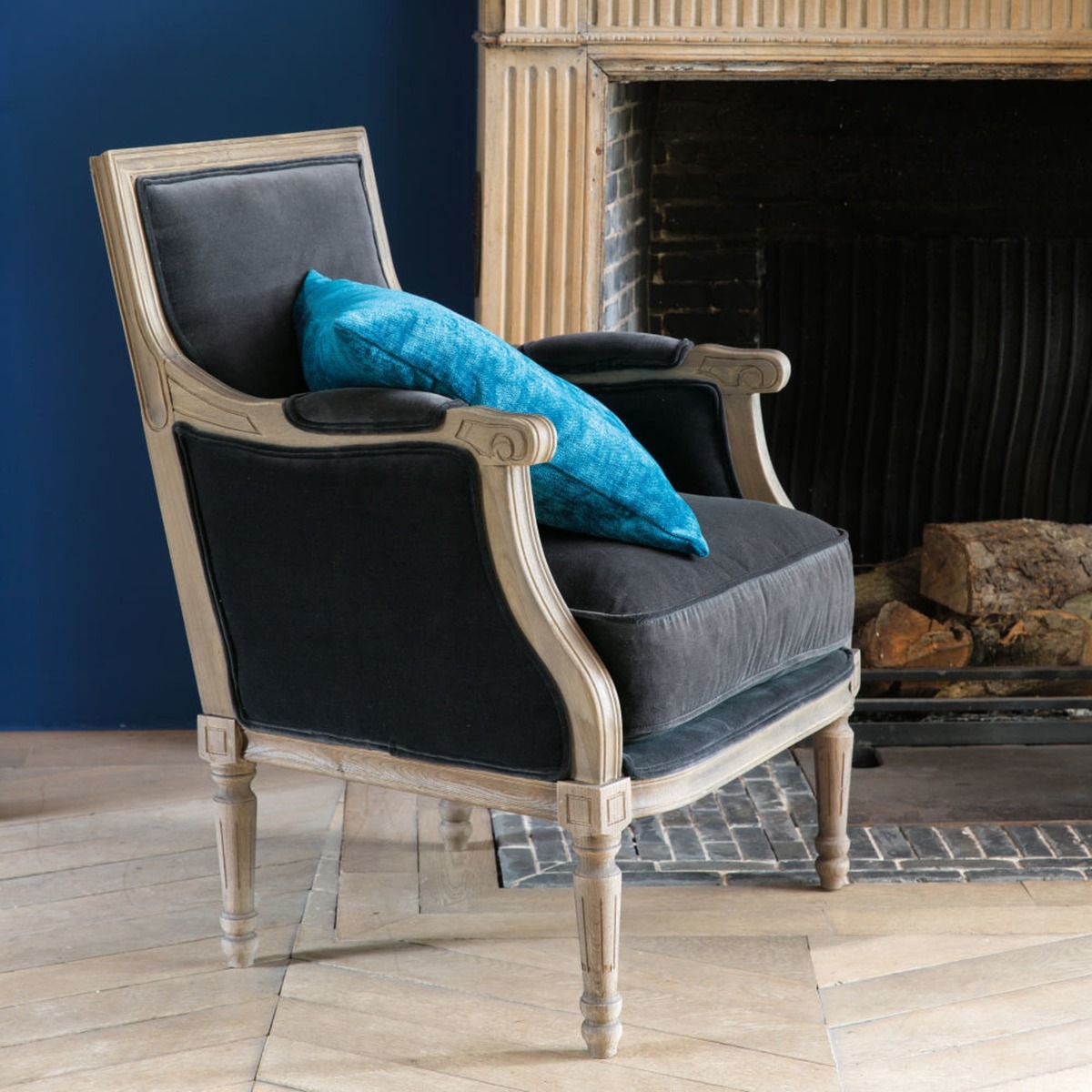 Anthracite Velvet Armchair Casanova – image 6