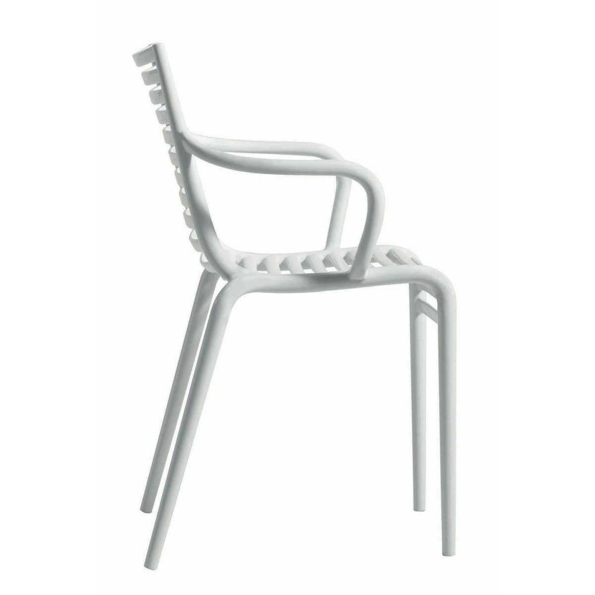 Pip-e Stackable armchair - Plastic by Driade White – image 2