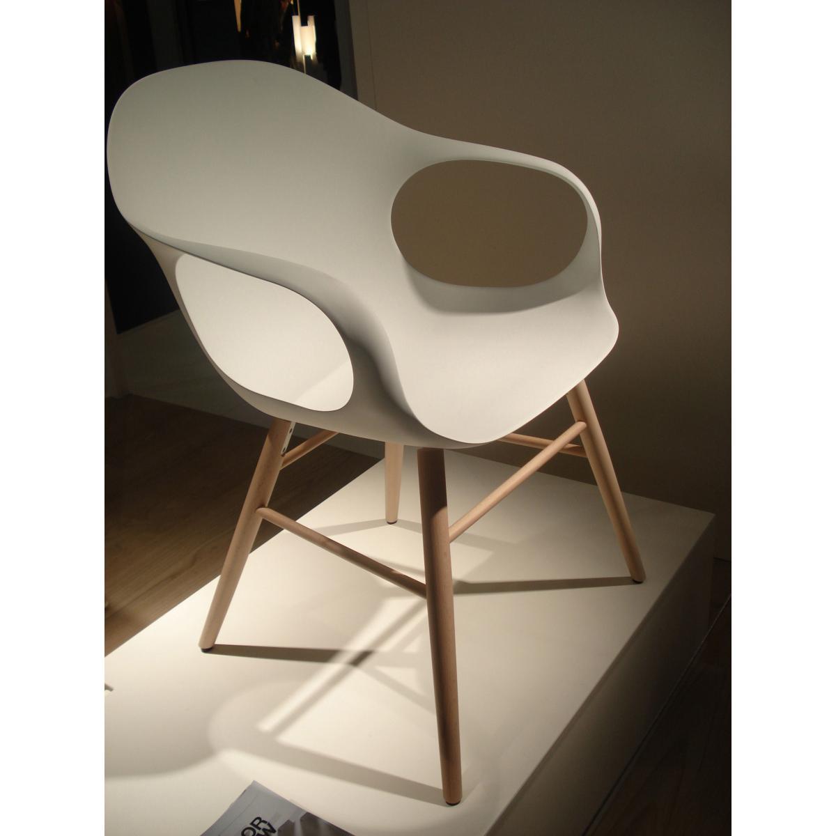 Elephant Wood Armchair - Plastic shell & wood legs by Kristalia Black – image 8