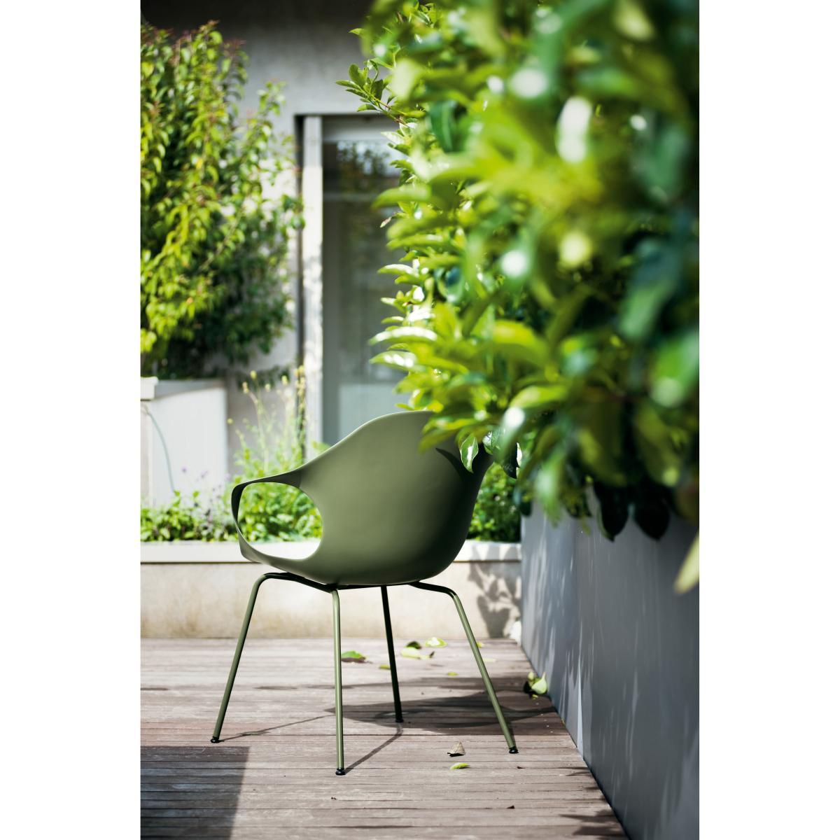 Elephant Armchair - Plastic shell & metal legs by Kristalia Black – image 4