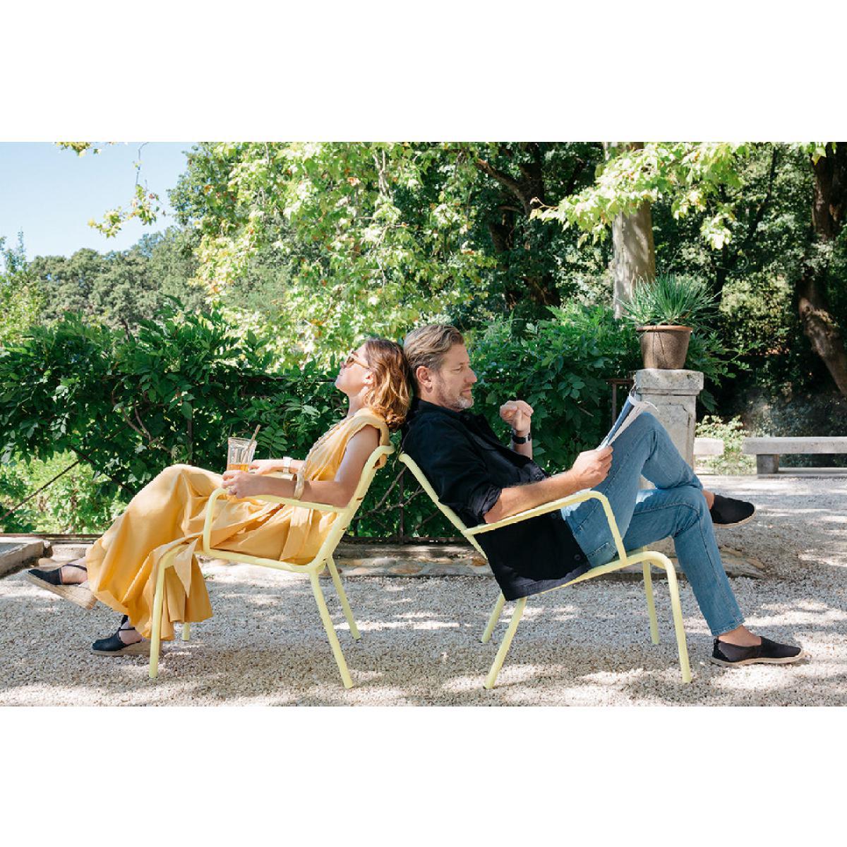 Luxembourg Low armchair - / Aluminium by Fermob Red – image 4