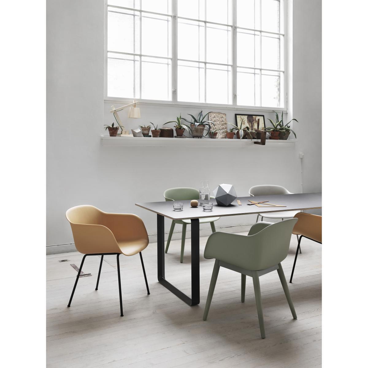 Fiber Armchair - / Wooden feet by Muuto White/Natural wood – image 2
