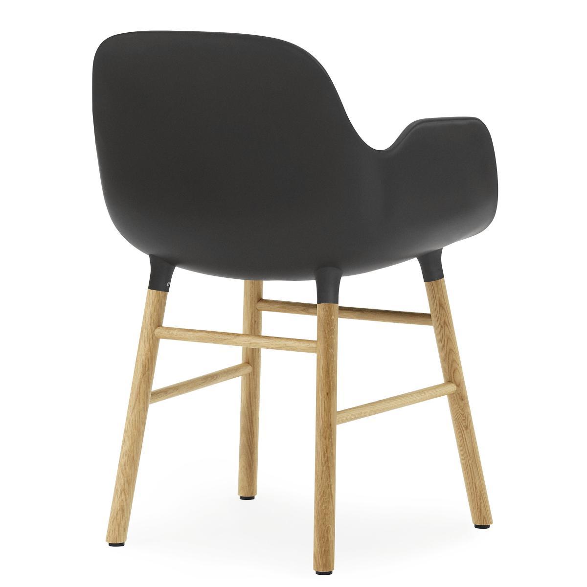 Form Armchair - Oak leg by Normann Copenhagen Black/Natural wood – image 4