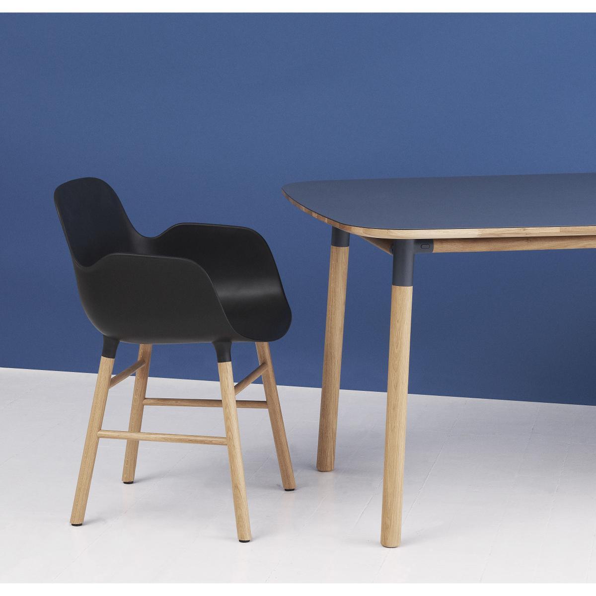 Form Armchair - Oak leg by Normann Copenhagen Black/Natural wood – image 5