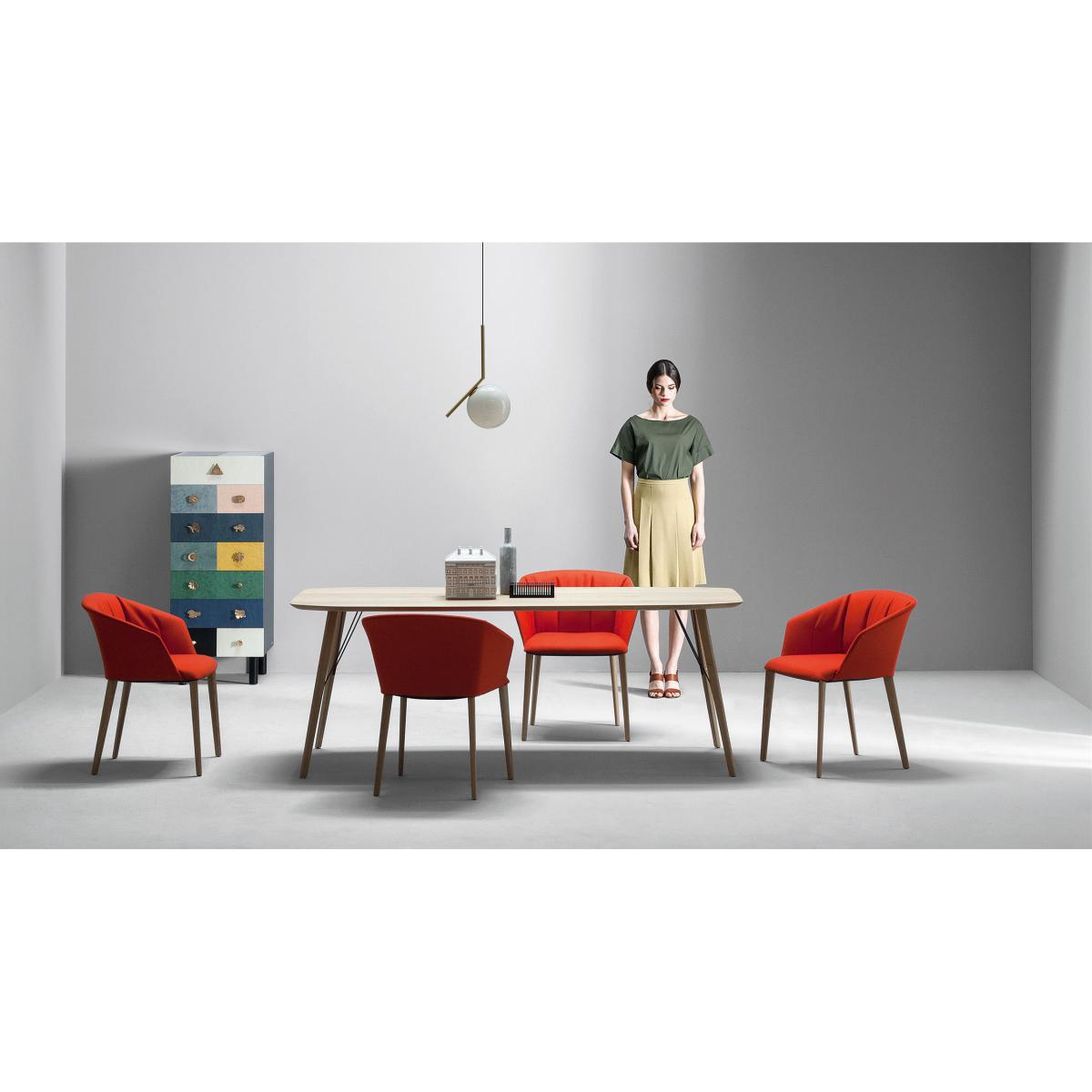 Liza Padded armchair - Fabric & wooden legs by Zanotta Black/Natural wood – image 3
