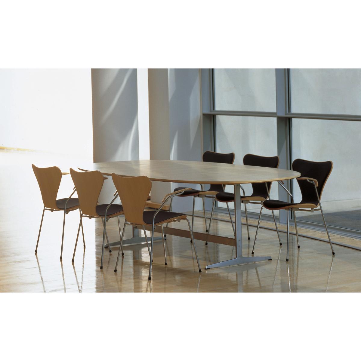 Série 7 Armchair - Natural wood by Fritz Hansen Natural wood – image 3