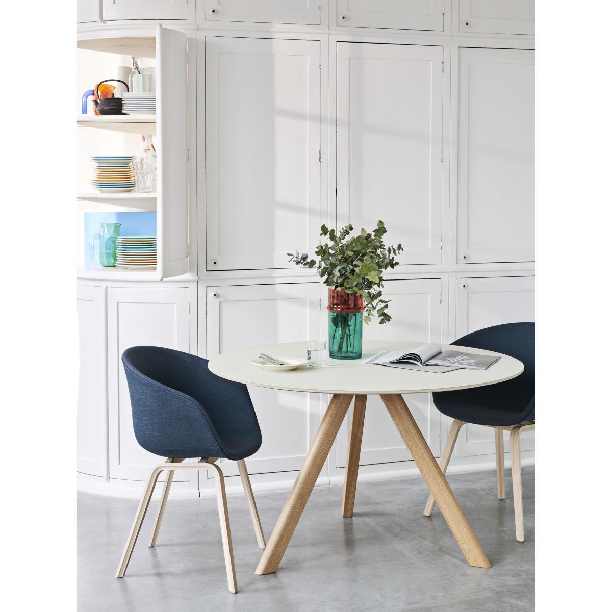 About a chair AAC23 Padded armchair - / Integral fabric & matt varnished oak by Hay Grey/Natural wood – image 2