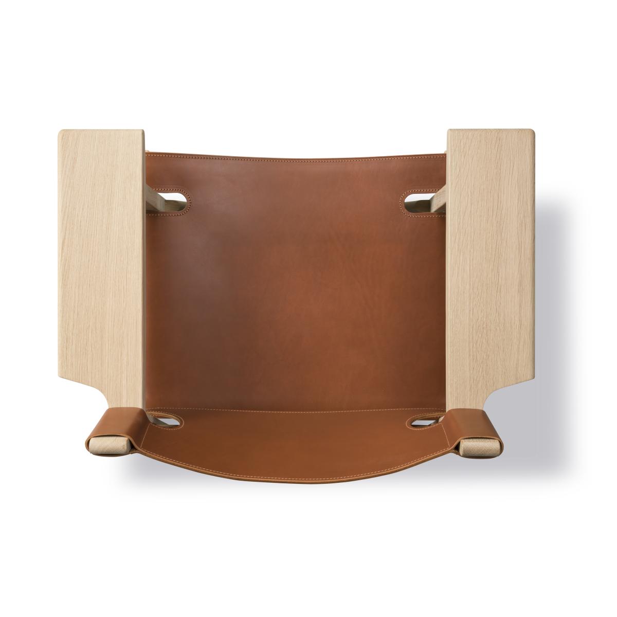 Fredericia Furniture The Spanish armchair Leather cognac-light oiled oak – image 9