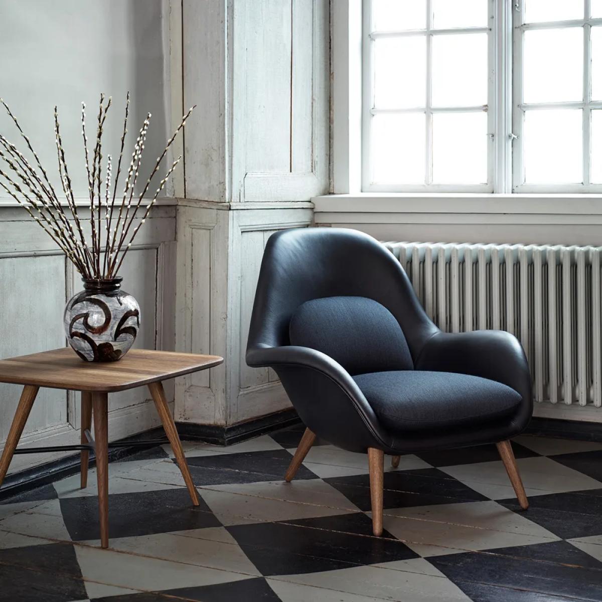 Fredericia Furniture Swoon armchair Sunniva 132-lacquered oak – image 3