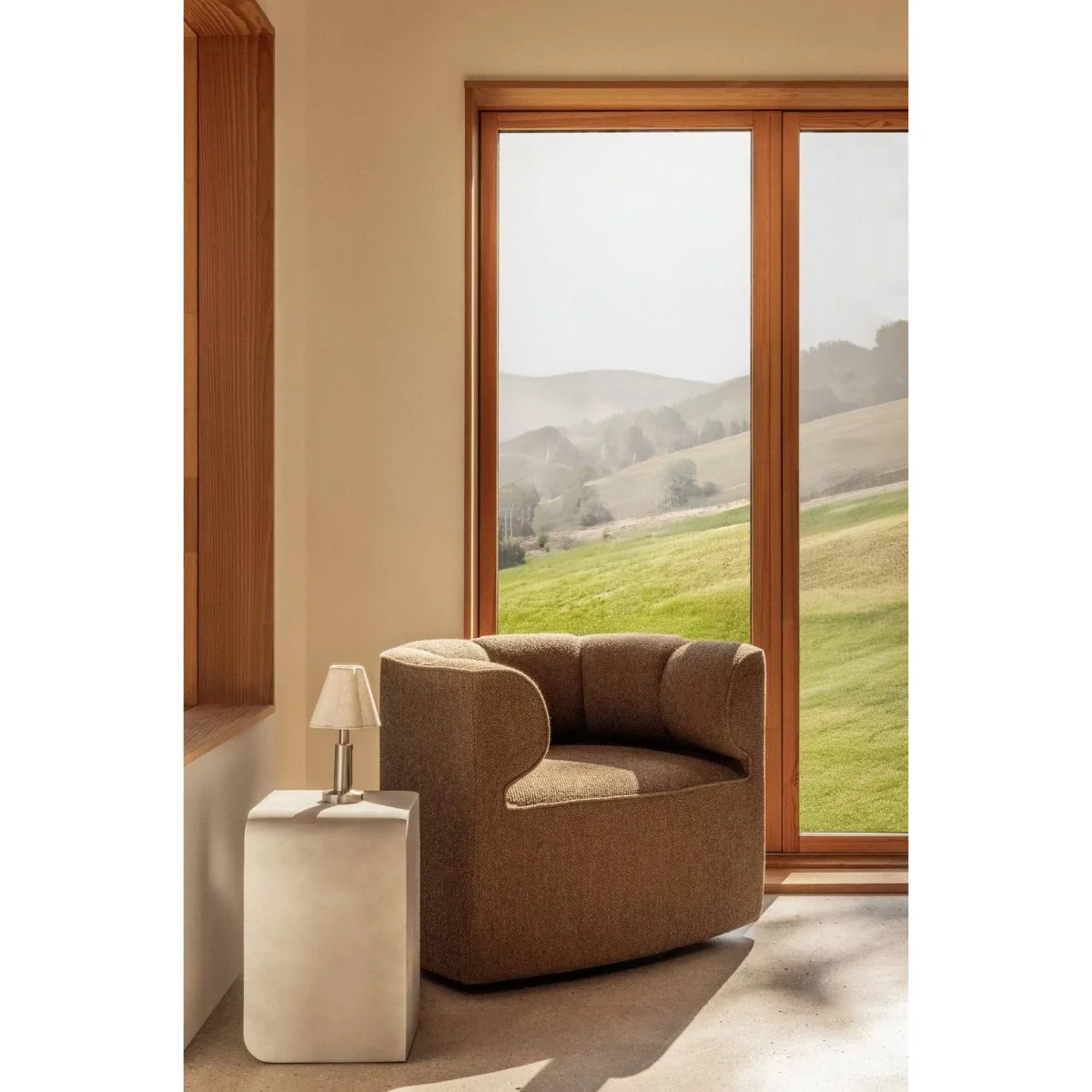 Audo Copenhagen Eave Seamline lounge chair Logan Nutmeg – image 6