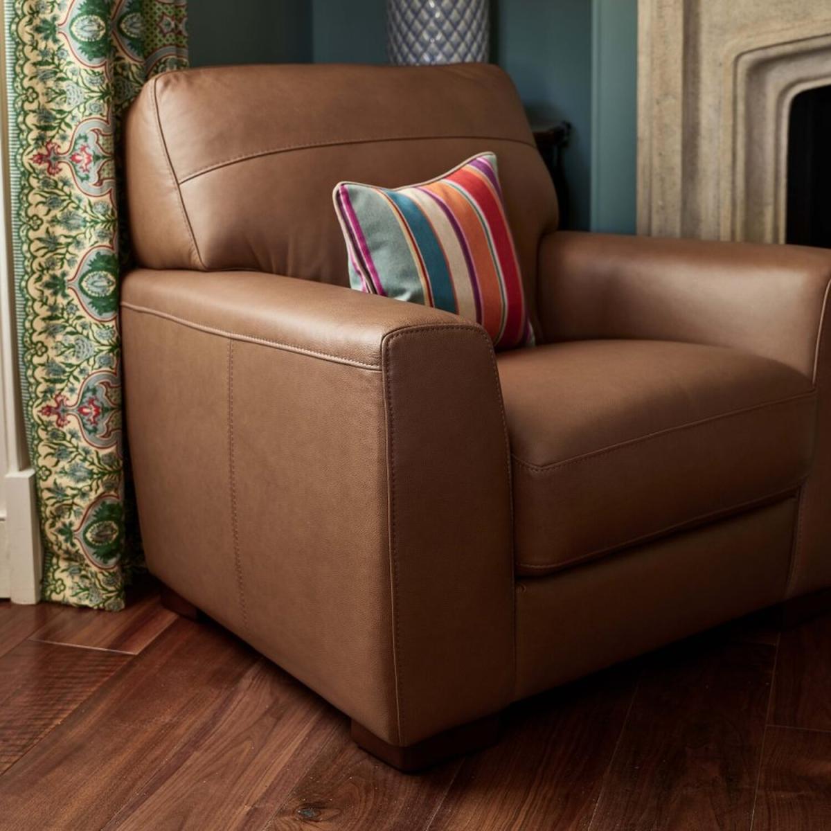 Navarra Armchair - Rangers Tan Leather – image 3
