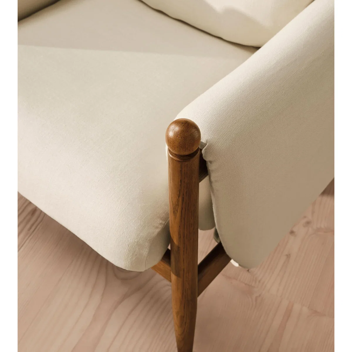 Casper Armchair, Linen, Bisque, UK – image 7