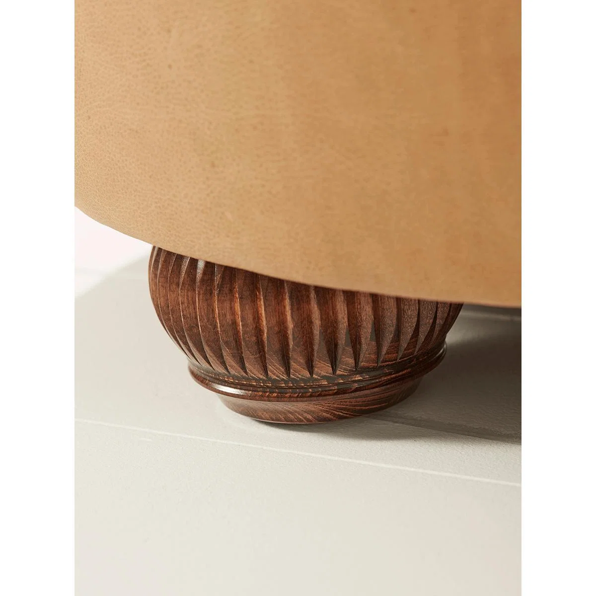 NEW Knightsbridge Leather Sofa – image 7