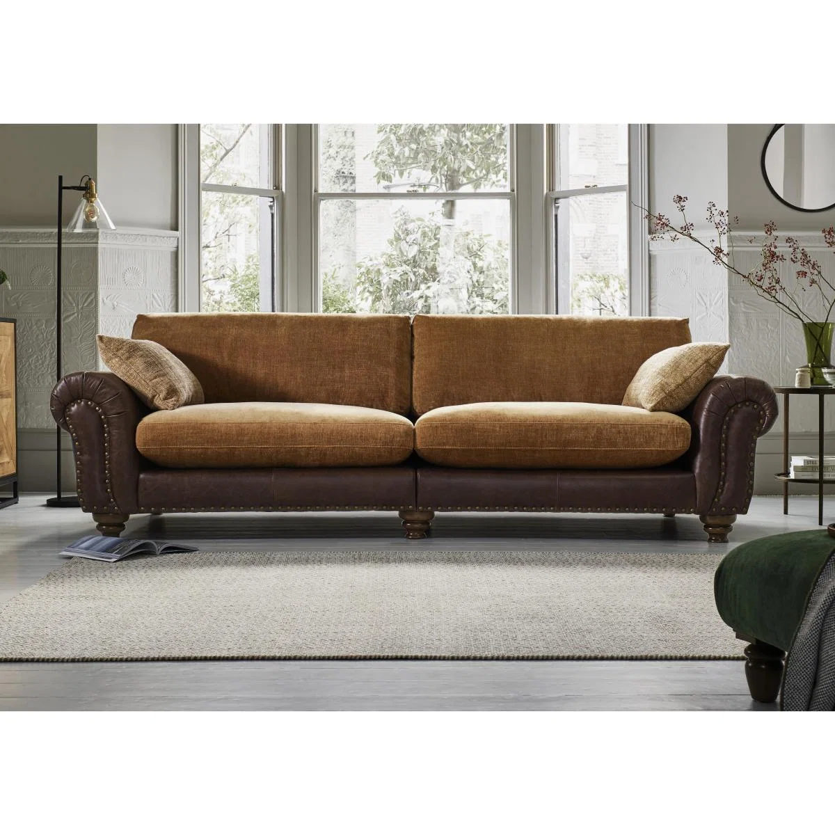 Alexander and James - Lincoln Grande Split Frame Classic Back Sofa - Brown – image 2