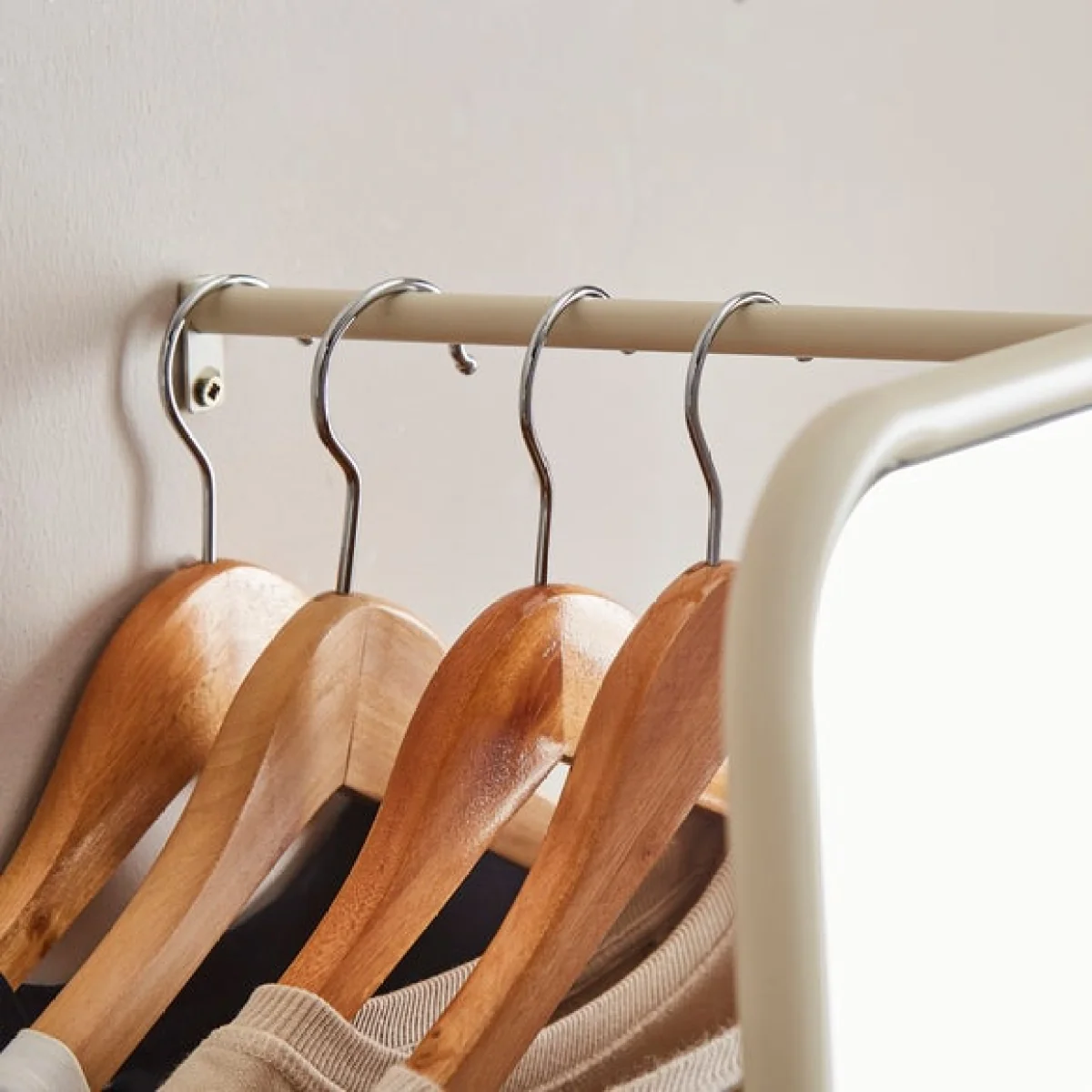 Clothes Rail with Mirror – image 2