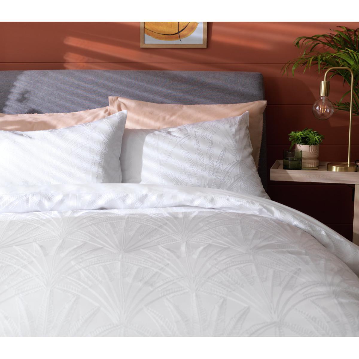 Habitat Agra Fan Matelasse White Bedding Set - Superking – image 5
