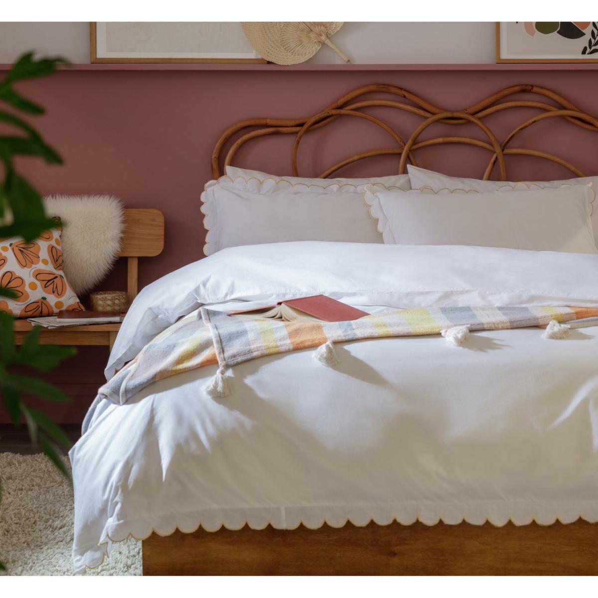 Habitat Pure Cotton Scallop White Bedding Set - Superking – image 3