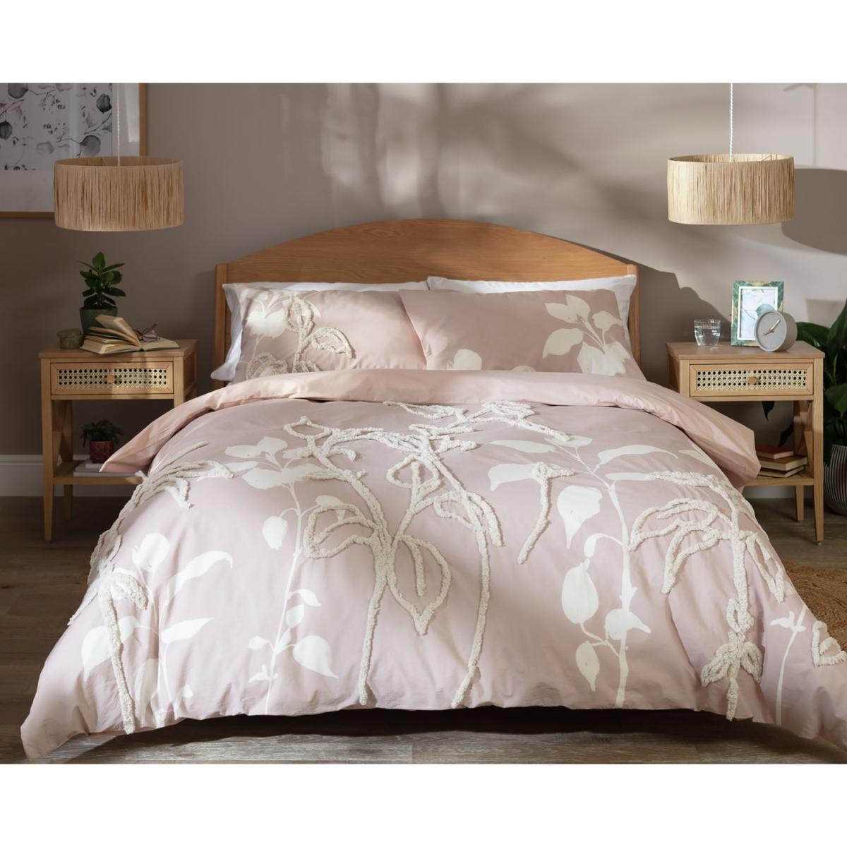 Habitat Cabin Retreat Tufted Bedding Set - Superking – image 2