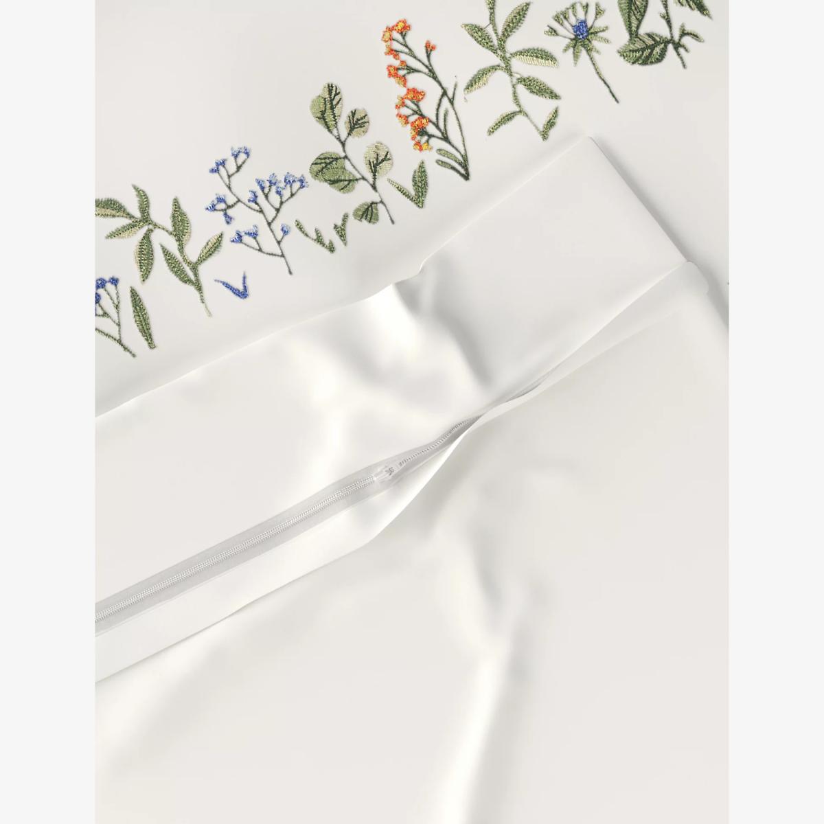 M&S Wild Primrose Sateen Embroidered Bedding Set - 6FT - Blue Mix, Blue Mix – image 1