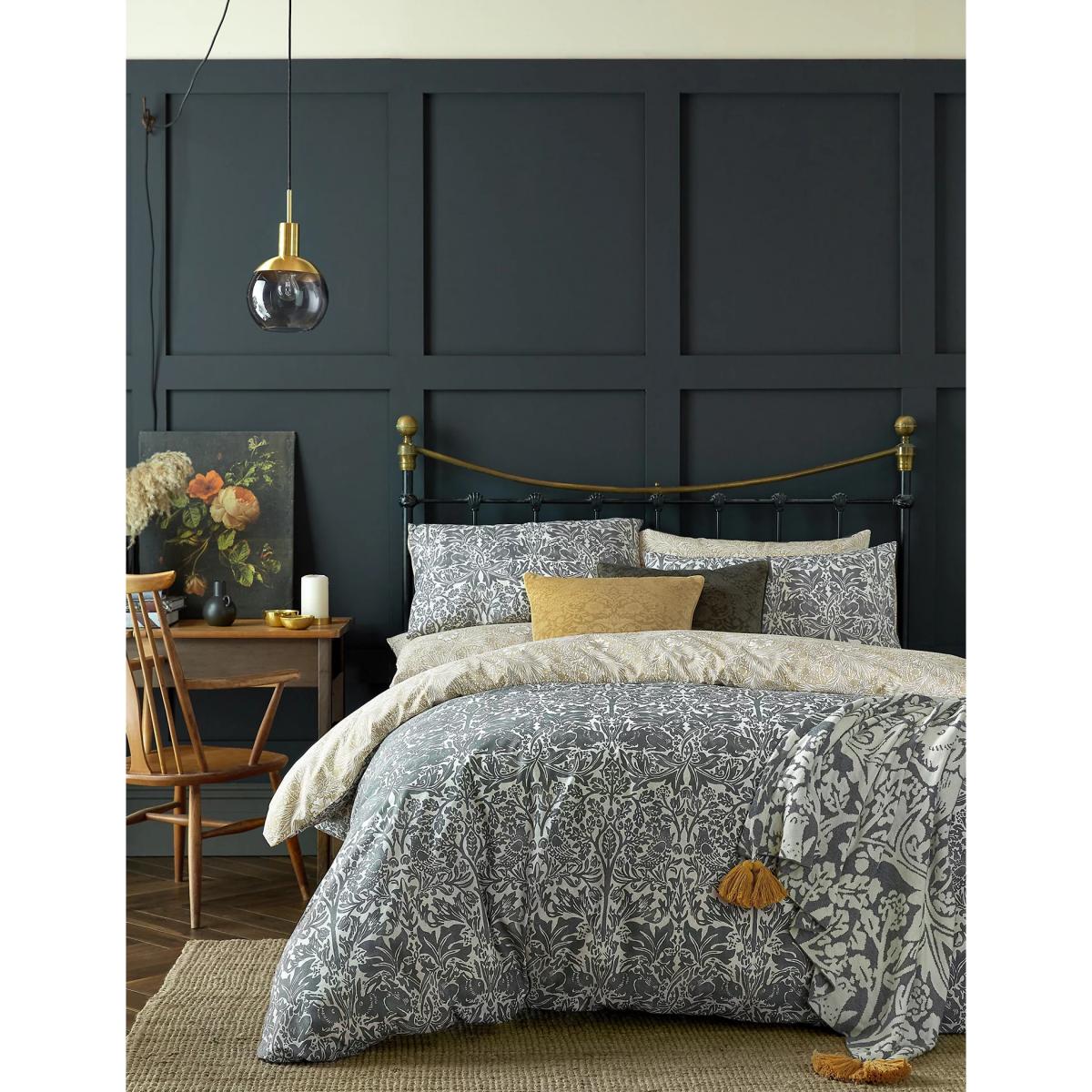 William Morris At Home Pure Cotton Brother Rabbit Bedding Set - 6FT - Charcoal, Charcoal – image 3