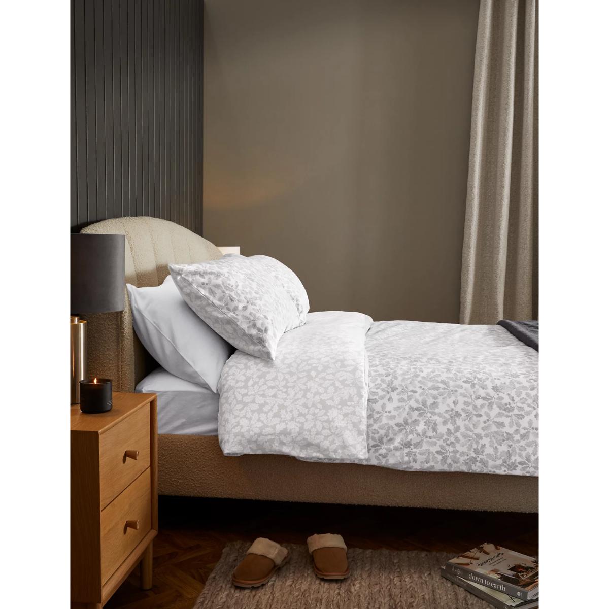 M&S Pure Brushed Cotton Oak Leaf Bedding Set - 6FT - Natural Mix, Natural Mix – image 3