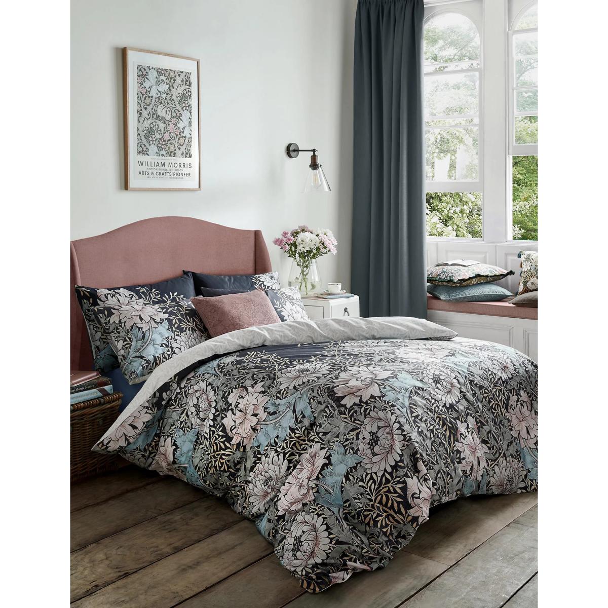 William Morris At Home Pure Cotton Chrysanthemum Bedding Set - 6FT - Navy Mix, Navy Mix – image 3