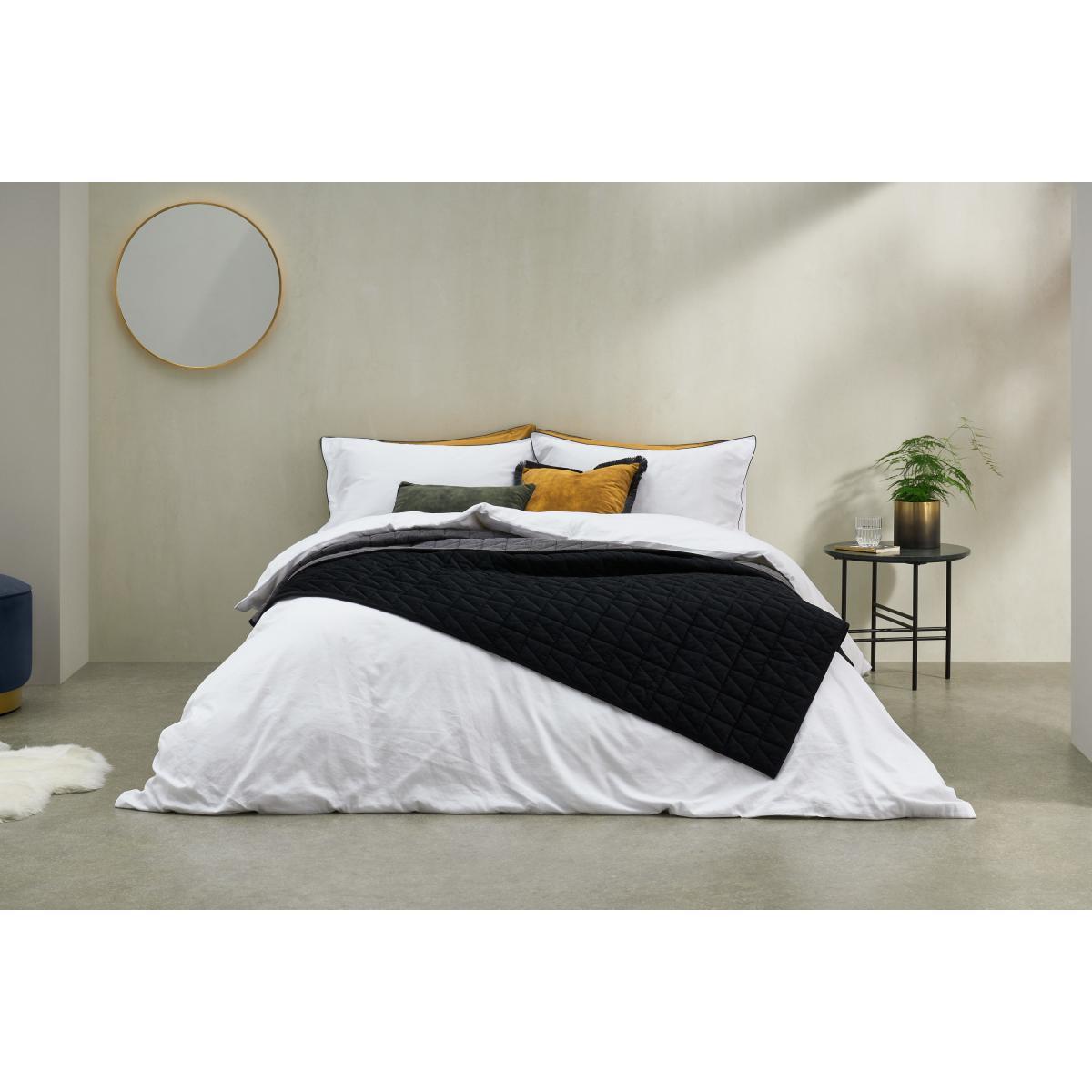 Hylia Washed Cotton Satin Duvet Cover + 2 Pillowcases, Super King, White – image 3