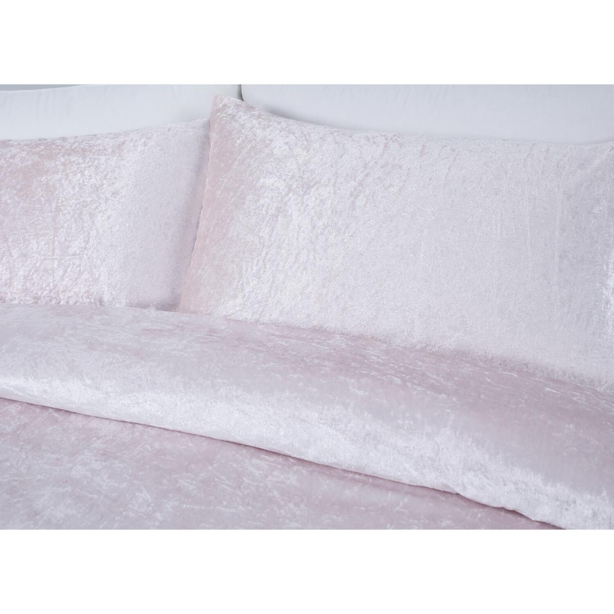 Crushed Velvet Duvet Cover and Pillowcase Set - Blush / Super King – image 4
