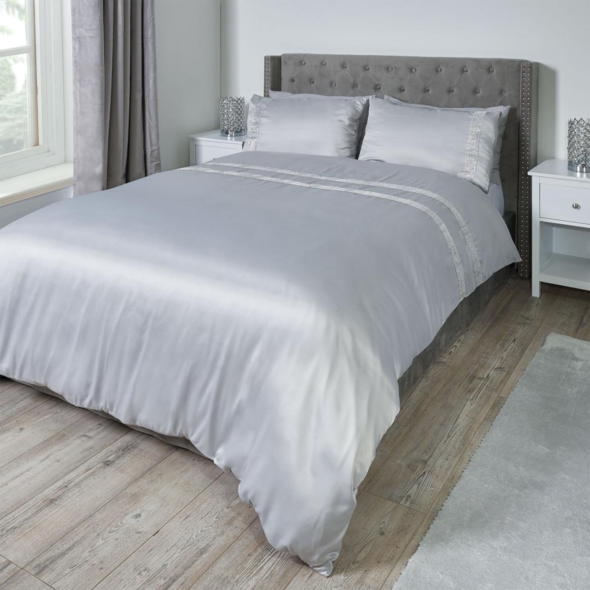 Glamour Diamante Duvet Cover and Pillowcase Set - Silver / Superking – image 2