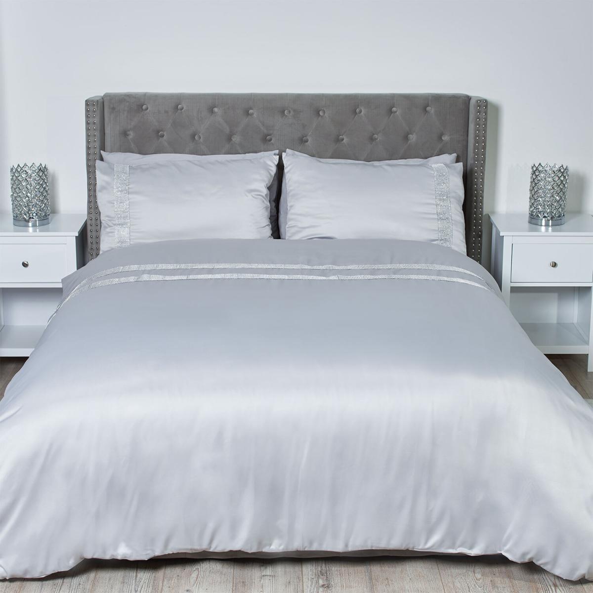 Glamour Diamante Duvet Cover and Pillowcase Set - Silver / Superking – image 3