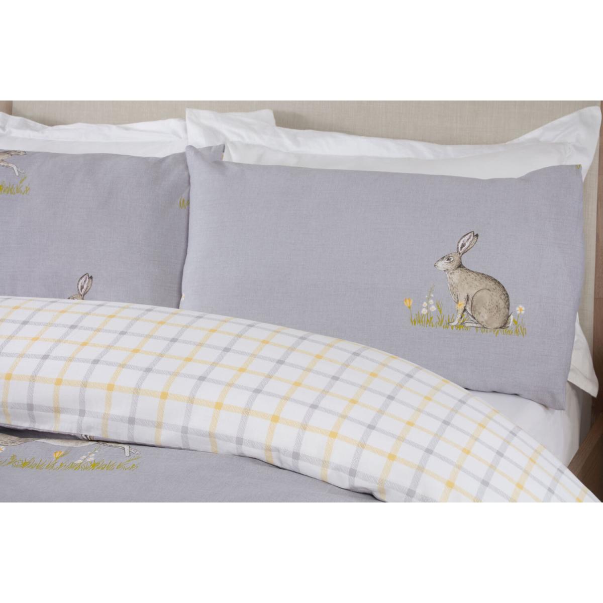 Meadow Hare Duvet Cover and Pillowcase Set - Superking – image 6