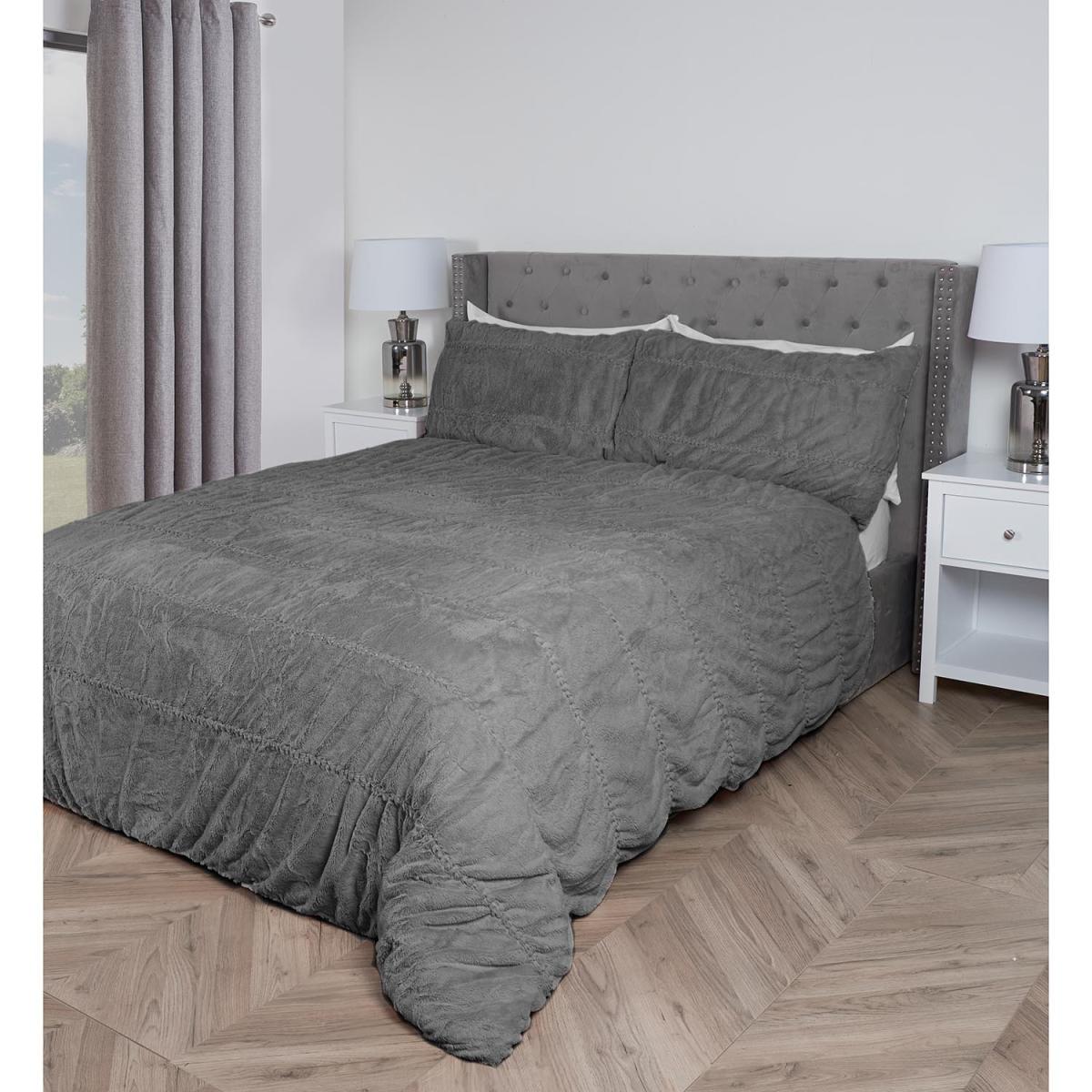 Ruched Faux Fur Duvet and Pillow Case Set - Blush / Superking – image 7