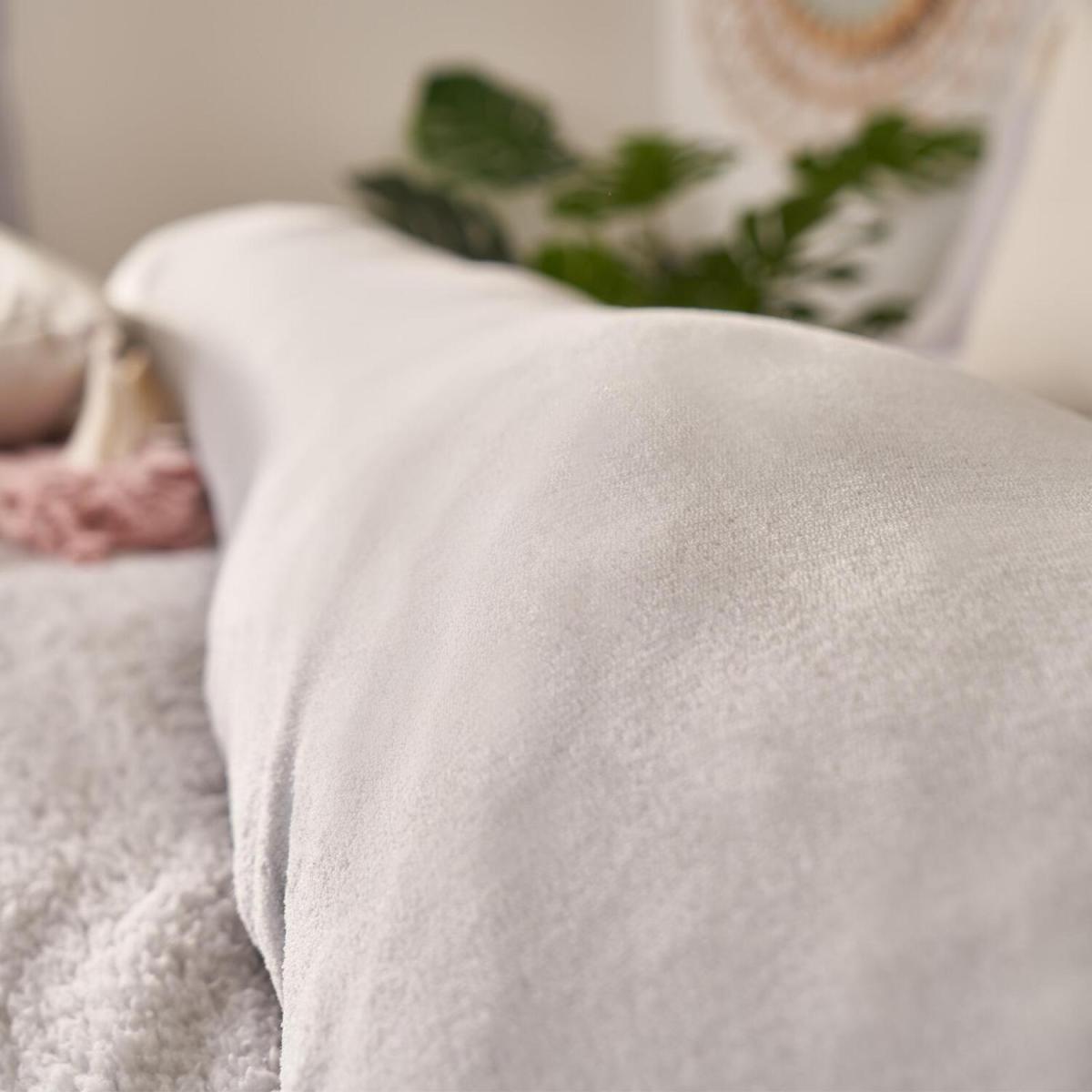Brentfords Sherpa Fleece Reverse Duvet Cover Bedding Set - Silver / Super King – image 3