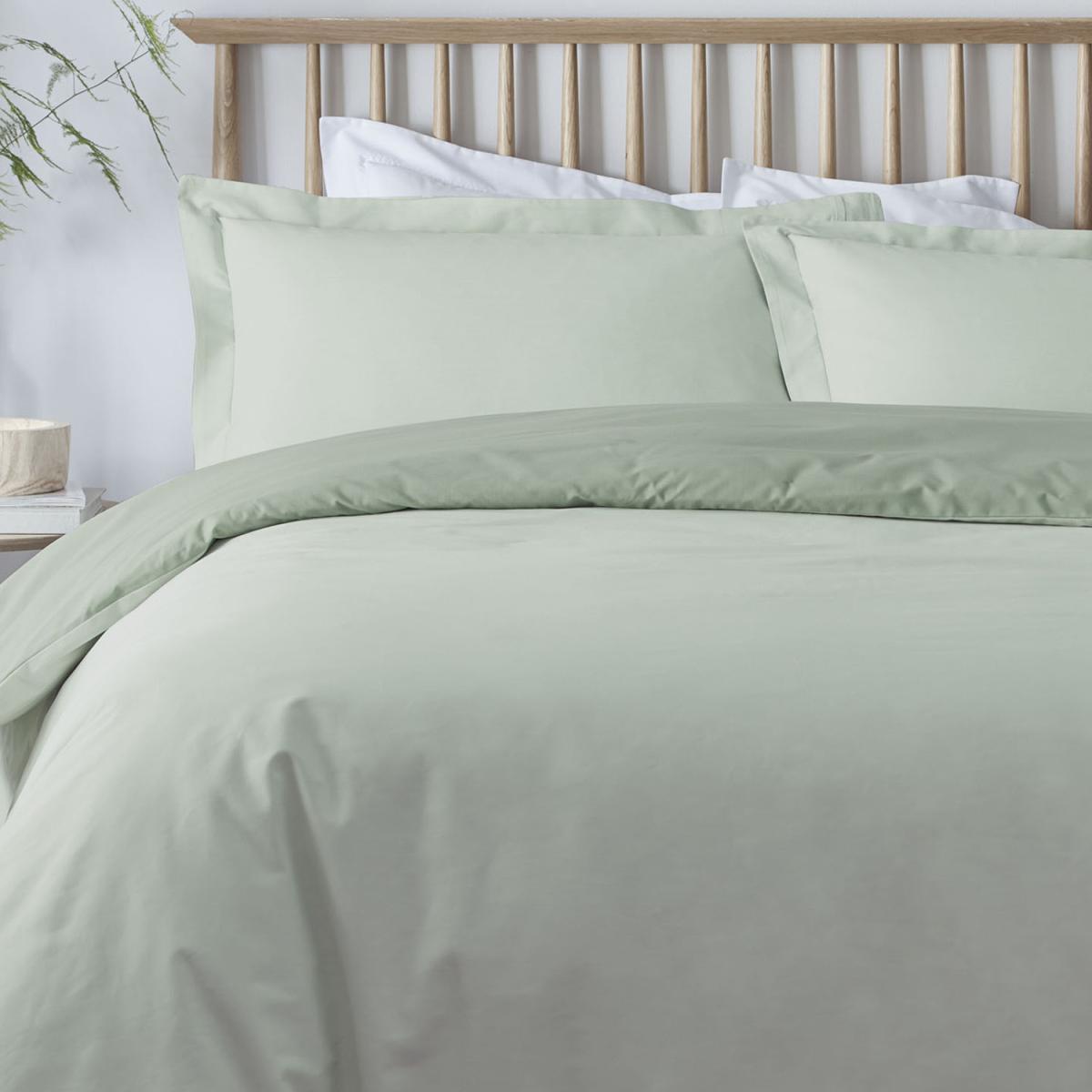 Percale Plain Dyed 200 Thread Count Duvet Cover and Pillowcase Set - Green / Superking – image 2