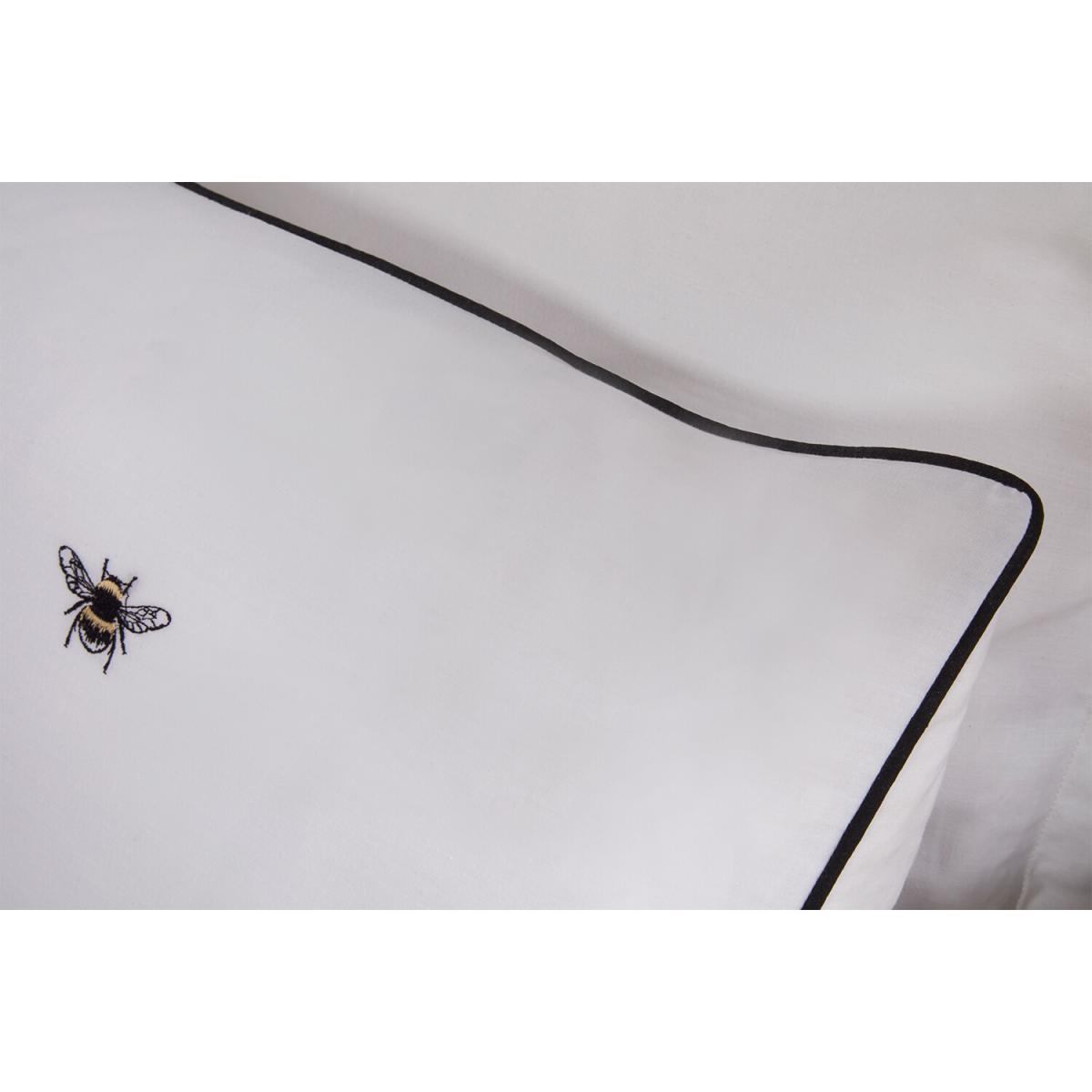 Bumblebee Embroidered Duvet Cover and Pillowcase Set - Super King – image 6