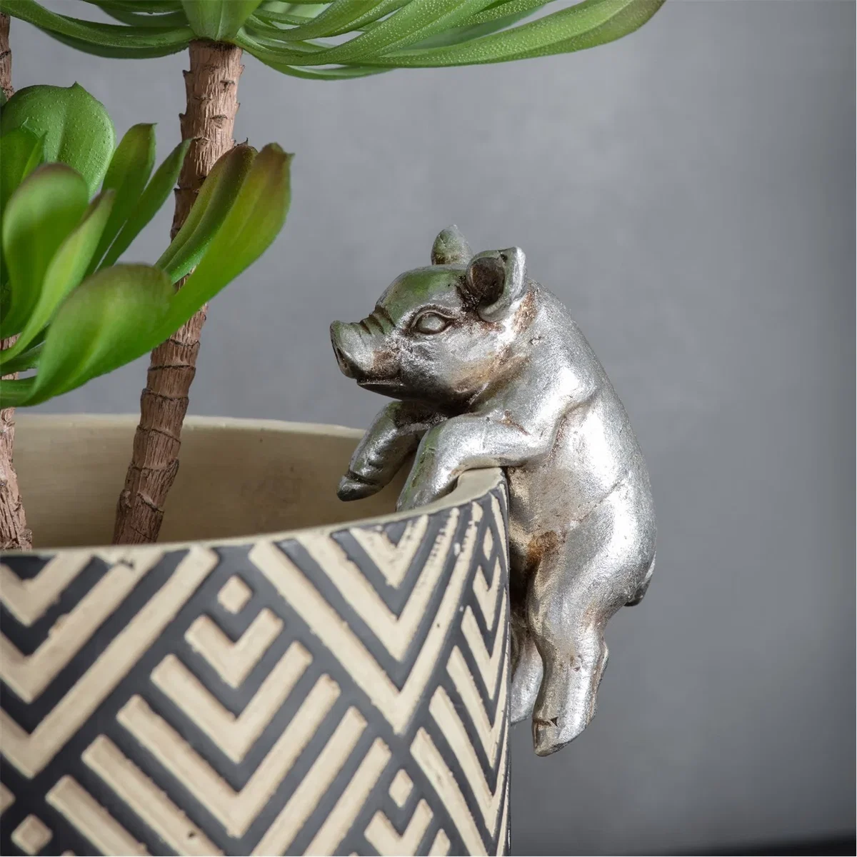 Peter Piglet Pot Hanger Grey (Pack Of 2) – image 2