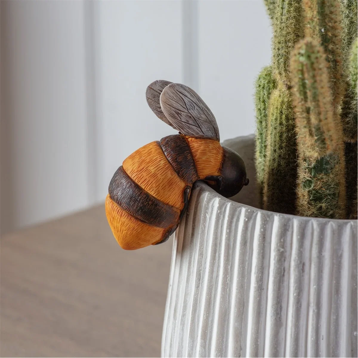 Theodore Bee Pot Hanger (2pk) – image 3